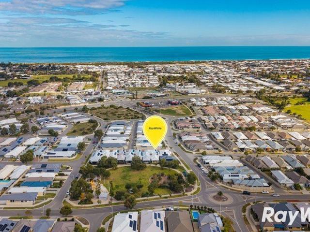 House for sale in Golden Bay, Western Australia