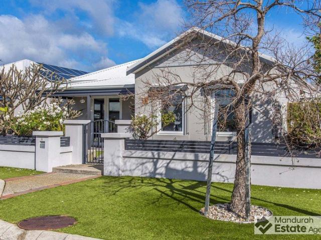 House for sale in Parklands, Western Australia