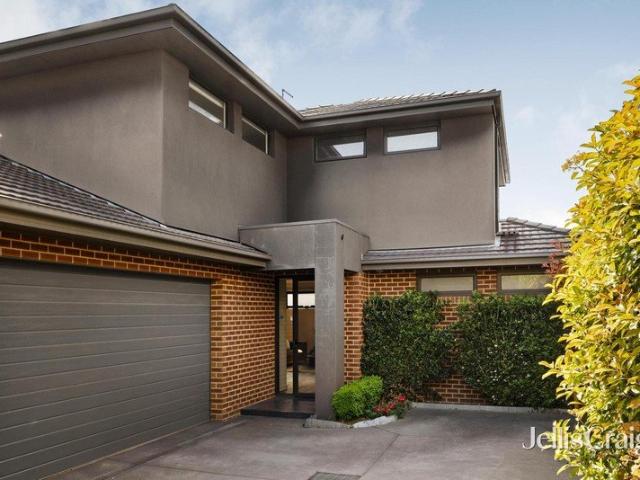 Townhouse for sale in Blackburn North, Melbourne