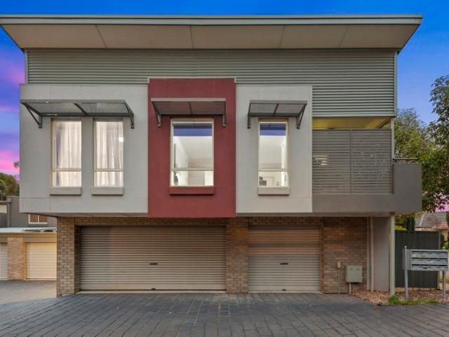 Townhouse for sale in Horseshoe Creek, South Australia