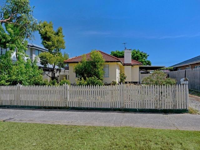 House for sale in Maidstone, Melbourne