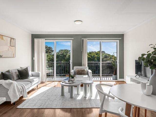 Apartment for sale in Cockburn, Western Australia