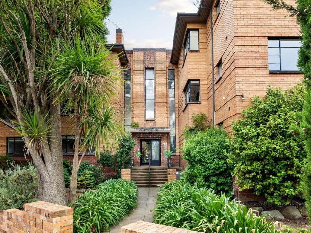 Apartment for sale in Camerons Creek, Victoria