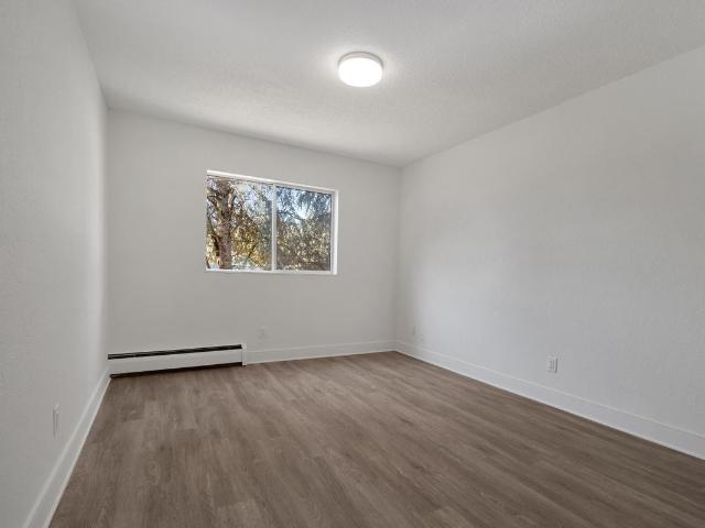Apartment for rent in Townsite, Nanaimo