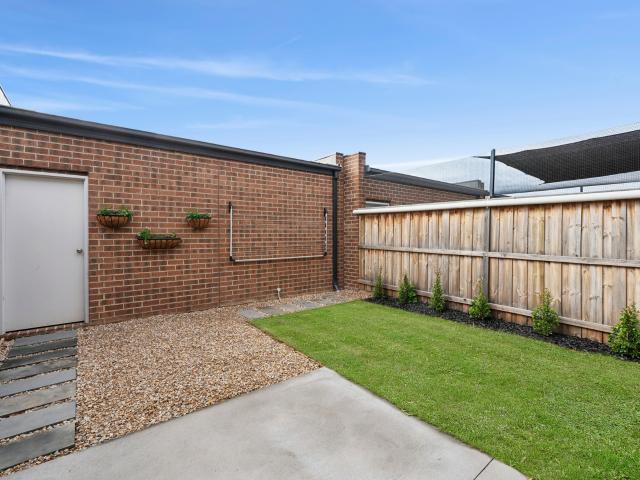 Townhouse for sale in Geelong, Victoria