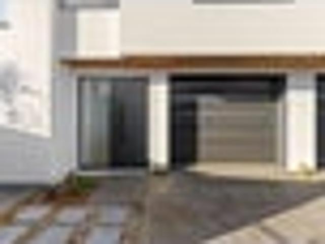 Apartment for sale in Merivale, Canterbury