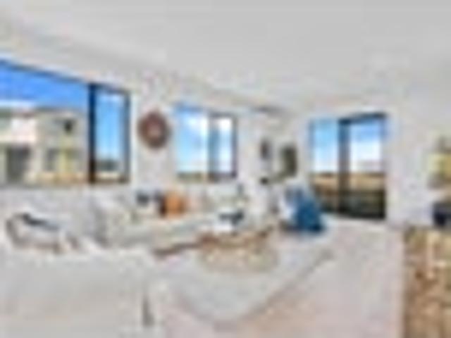 Townhouse for sale in Hobsonville Point, Upper Harbour