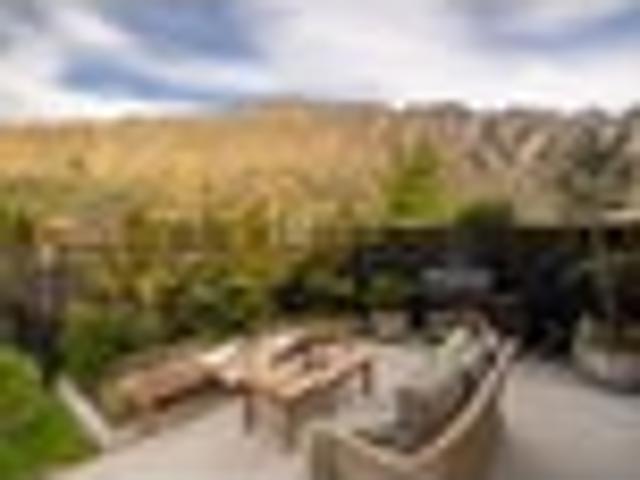 House for sale in Otakou