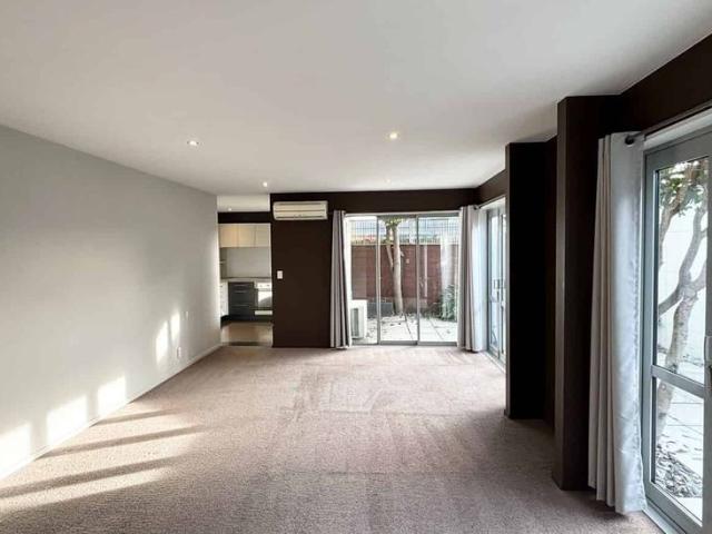 Townhouse for rent in Riccarton, Canterbury