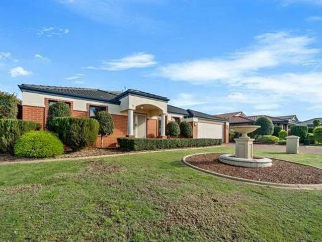 House for rent in Cockburn, Western Australia