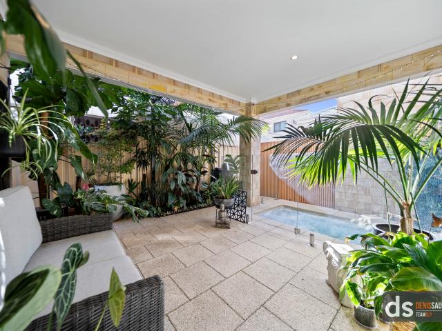House for sale in Hocking, Western Australia