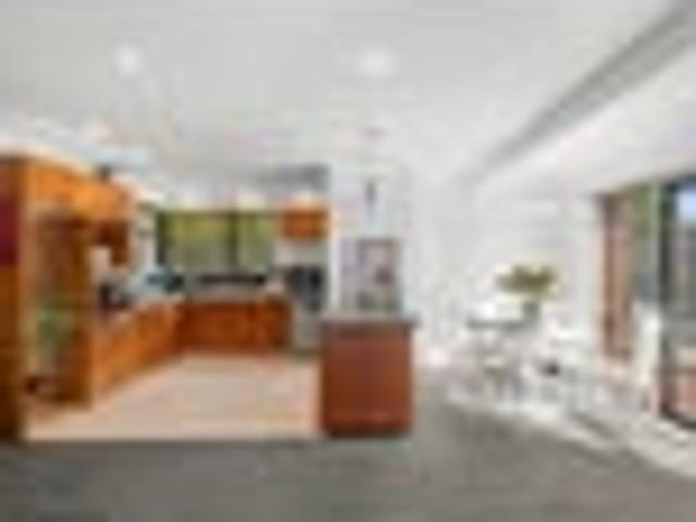 House for sale in Chaslands, Canterbury