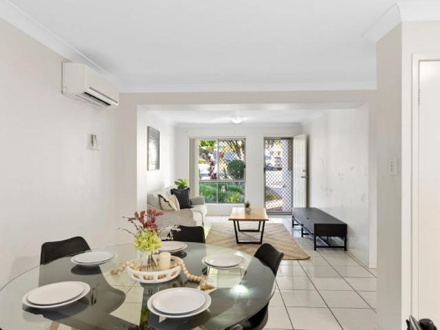 Townhouse for rent in Trafalgar Place, Greater Brisbane