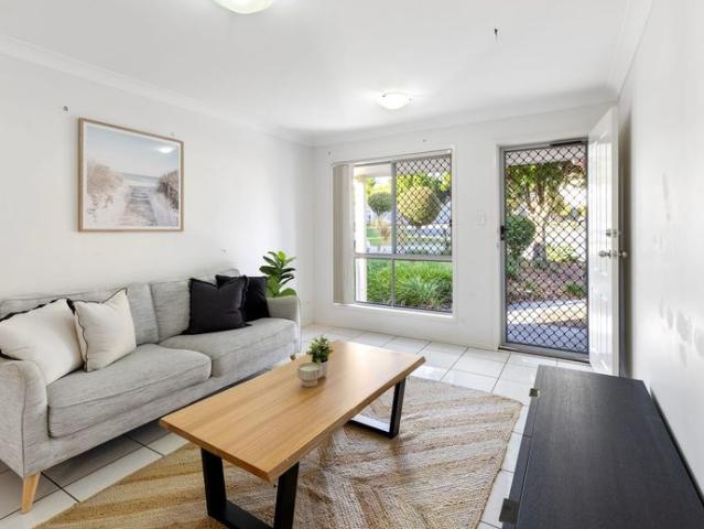 Townhouse for rent in Trafalgar Place, Greater Brisbane