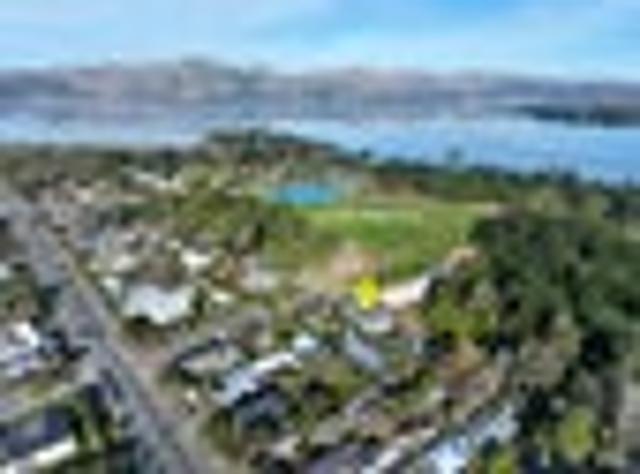 House for sale in Chaslands, Canterbury