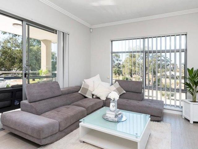 Apartment for rent in Hamilton Hill, Western Australia