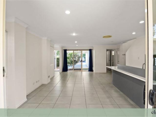 Townhouse for rent in Methul, Queensland