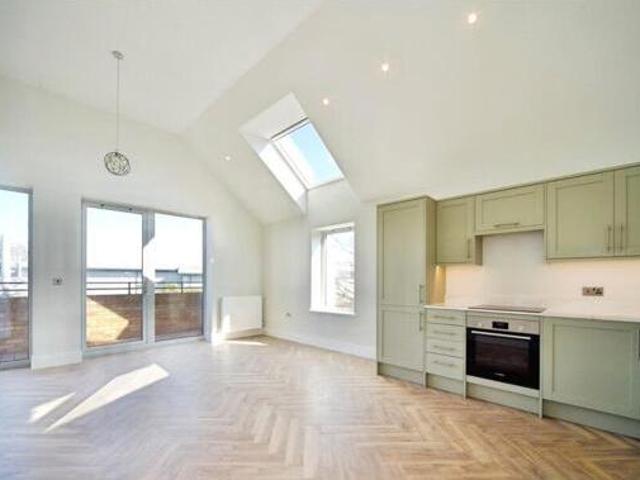 House for sale in Broxbourne, Hertfordshire
