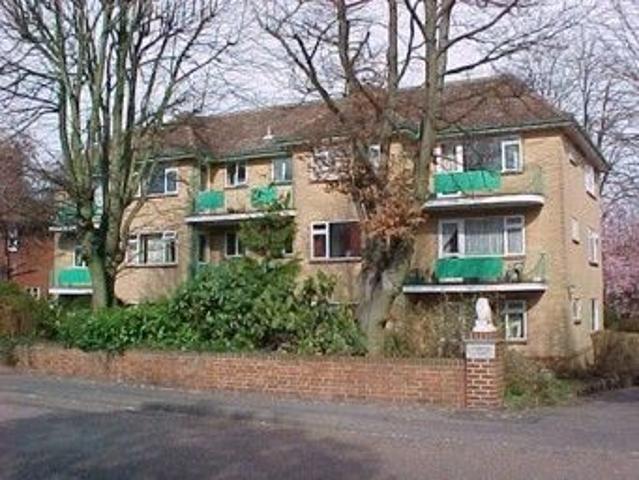 Apartment for rent in Penn Hill, Poole