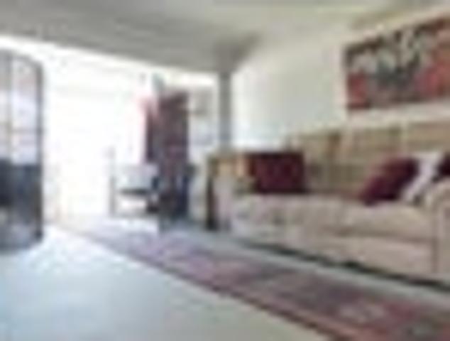 Apartment for rent in Hastings