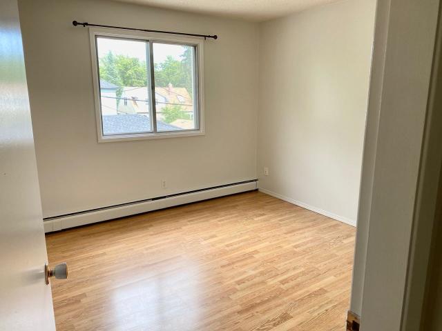 Apartment for rent in Wedgewood, Alberta