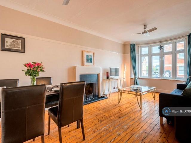 Apartment for rent in London Borough of Hammersmith and Fulham, Greater London
