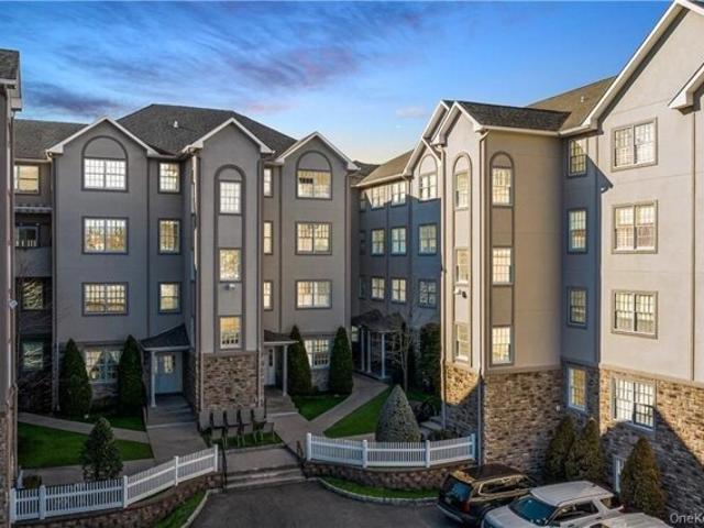 Condo for sale in Rockland, New York