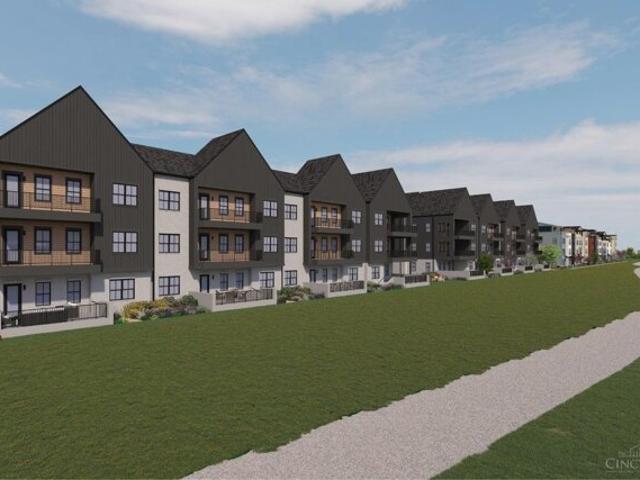 Condo for sale in Blue Ash