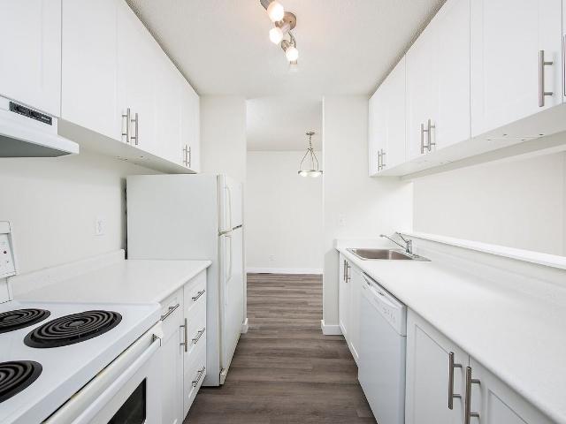 Apartment for rent in Wedgewood, Alberta