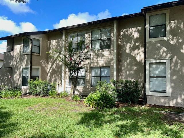 Apartment for rent in Goldenrod, Florida
