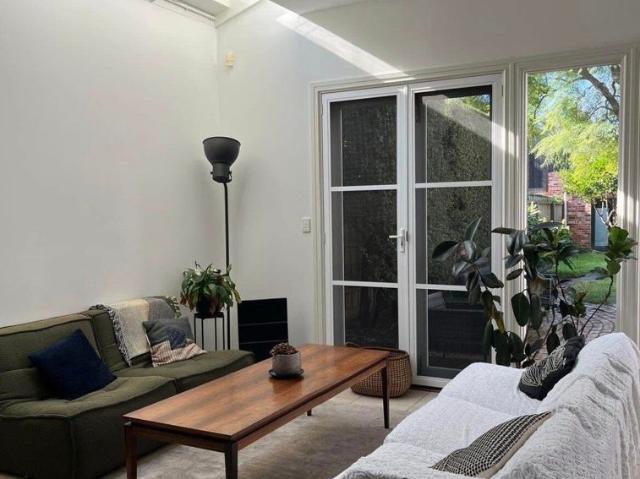 Room for rent in Camerons Creek, Victoria