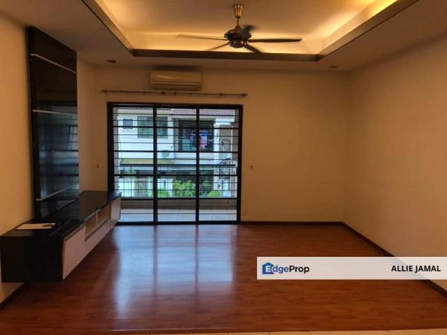 House for sale in Petaling, Damansara Damai