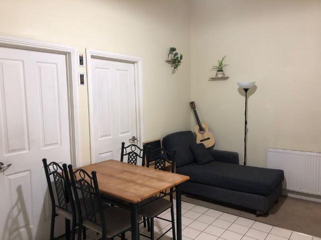 Room for rent in Camerons Creek, Victoria