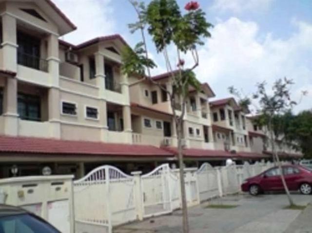 Townhouse for rent in Petaling, Damansara Damai