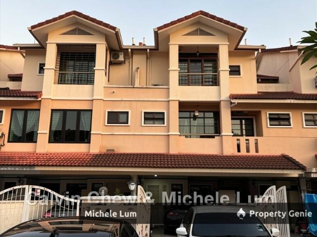 Townhouse for rent in Petaling, Damansara Damai