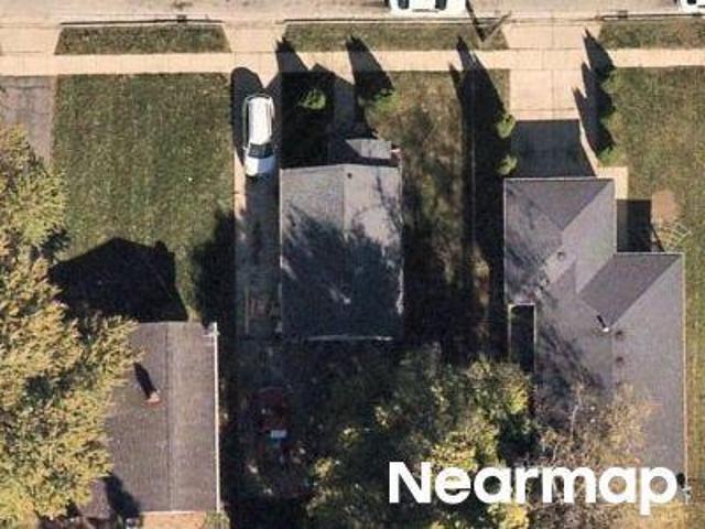 House for sale in Elgin