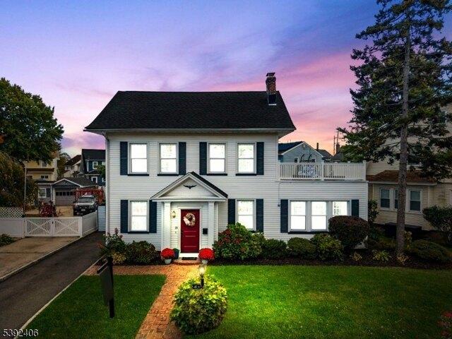 House for sale in Bloomfield, New Jersey