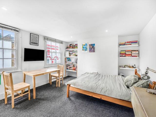Apartment for rent in Chalk Farm, Greater London