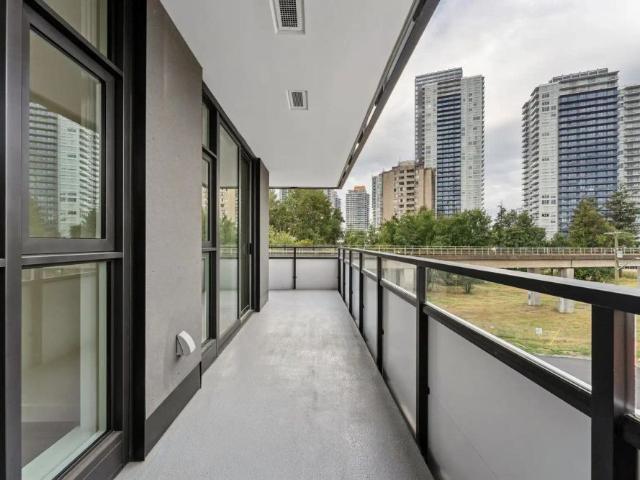 Apartment for rent in Surrey, British Columbia