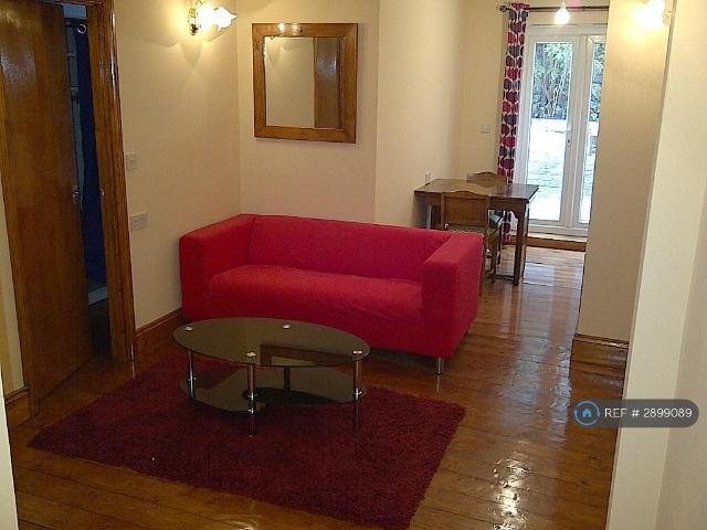 Apartment for rent in Chalk Farm, Greater London