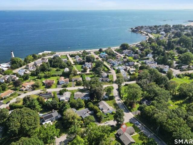 House for sale in Osprey Beach, New London