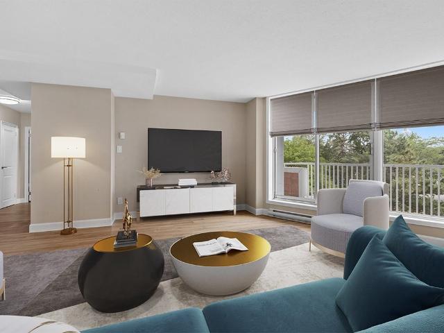 Apartment for rent in Bay, Ottawa