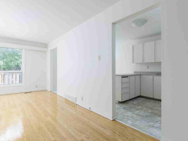 Apartment for rent in Mulhurst Bay, Ontario