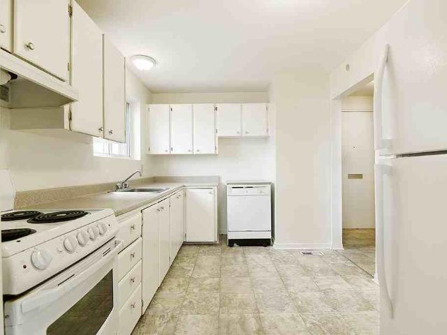 Apartment for rent in Mulhurst Bay, Ontario
