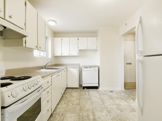 Apartment for rent in Mulhurst Bay, Ontario