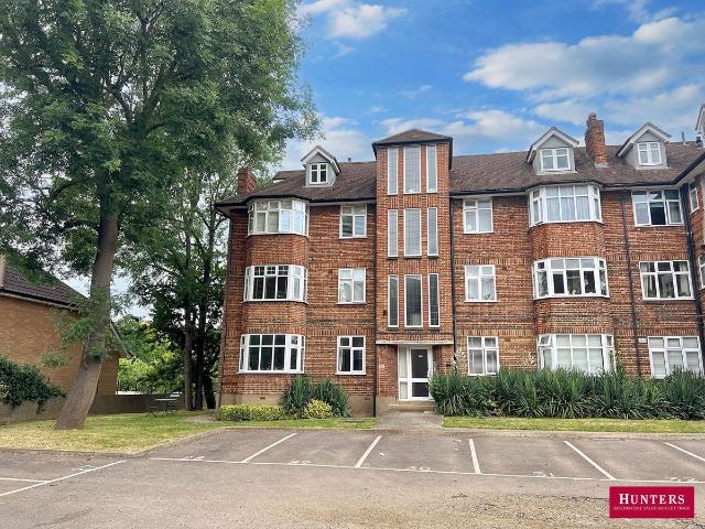 House for rent in Brunswick Park, Greater London