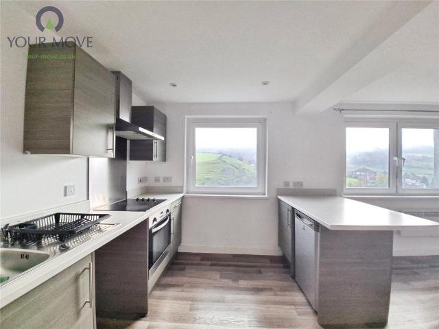 Apartment for rent in Long Lee, West Yorkshire
