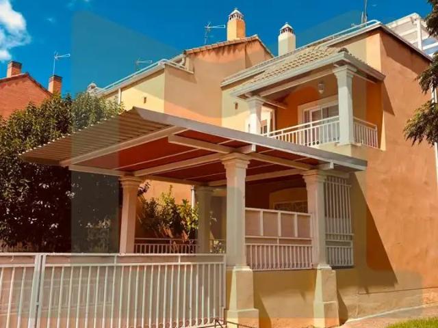 Apartamento en alquiler en Parla, Madrid