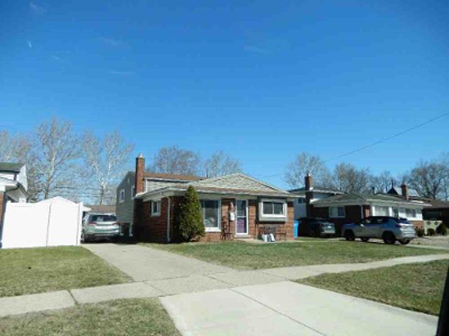 House for sale in Madison Heights, Michigan