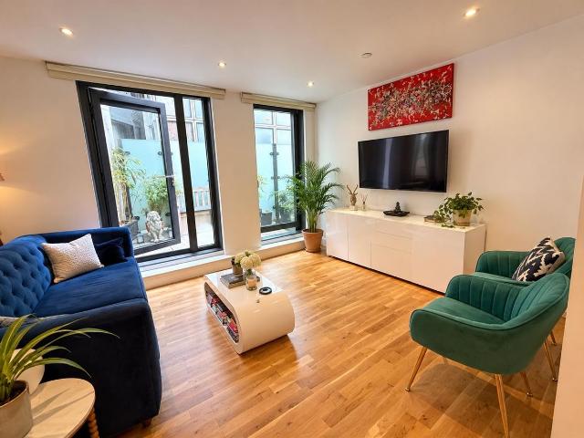 House for rent in London Borough of Lambeth, Greater London